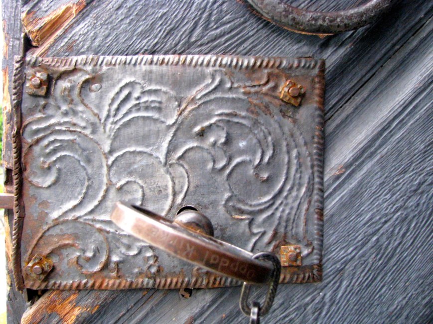 Findig the key to new traditions